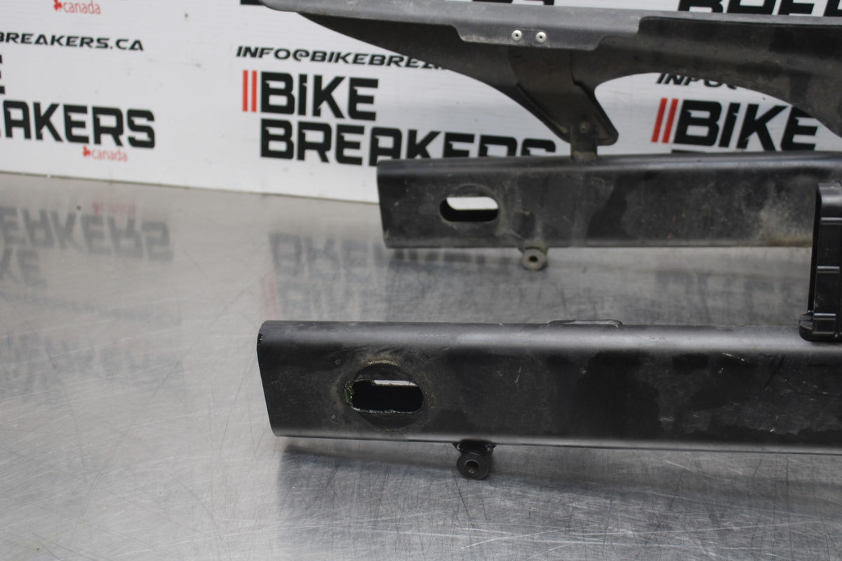 17-24 SUZUKI SV650 REAR SWINGARM BACK SUSPENSION SWING ARM BB829