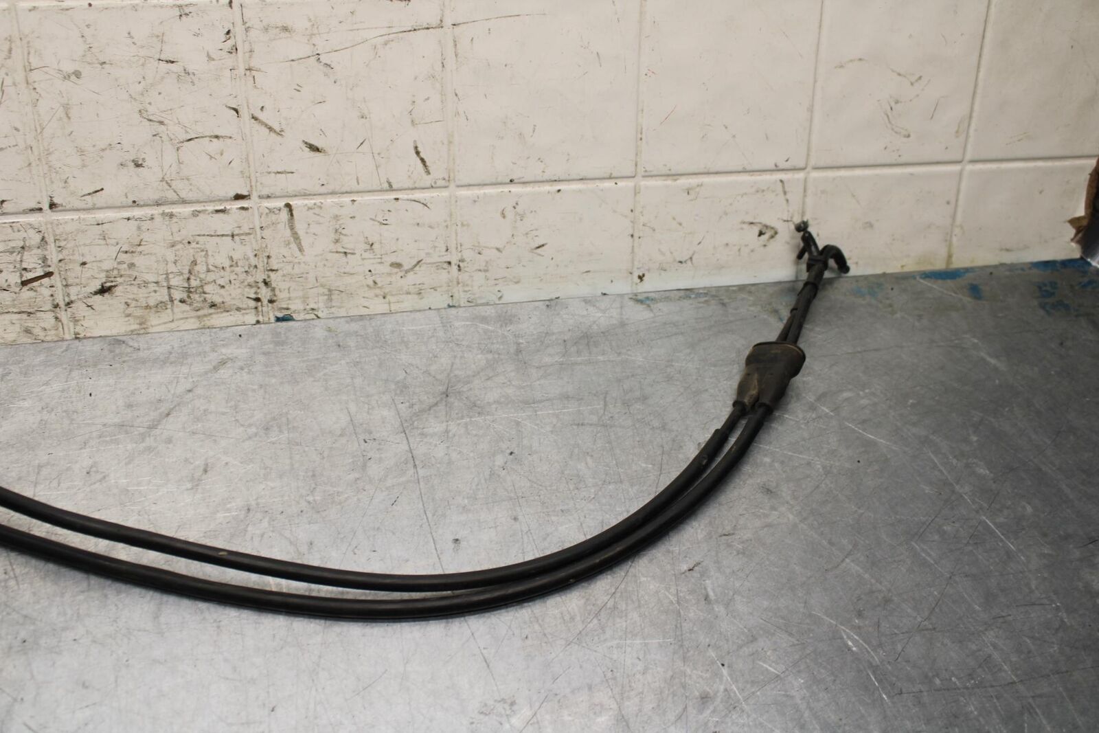 2000 Kawasaki Ninja ZX12R ZX1200A THROTTLE CABLES LINES 54012-1604 BB565