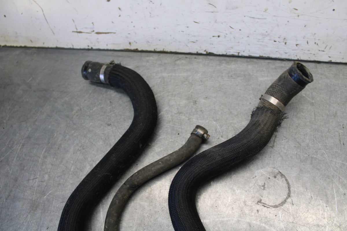 04 SUZUKI GSXR600 RADIATOR HOSES ENGINE COOLANT WATER PIPES HOSE SET BB676
