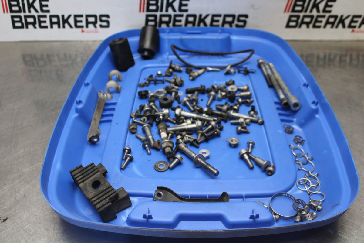 00-01 HONDA CBR929RR MOUNTING BOLTS HARDWARE SCREWS BB925