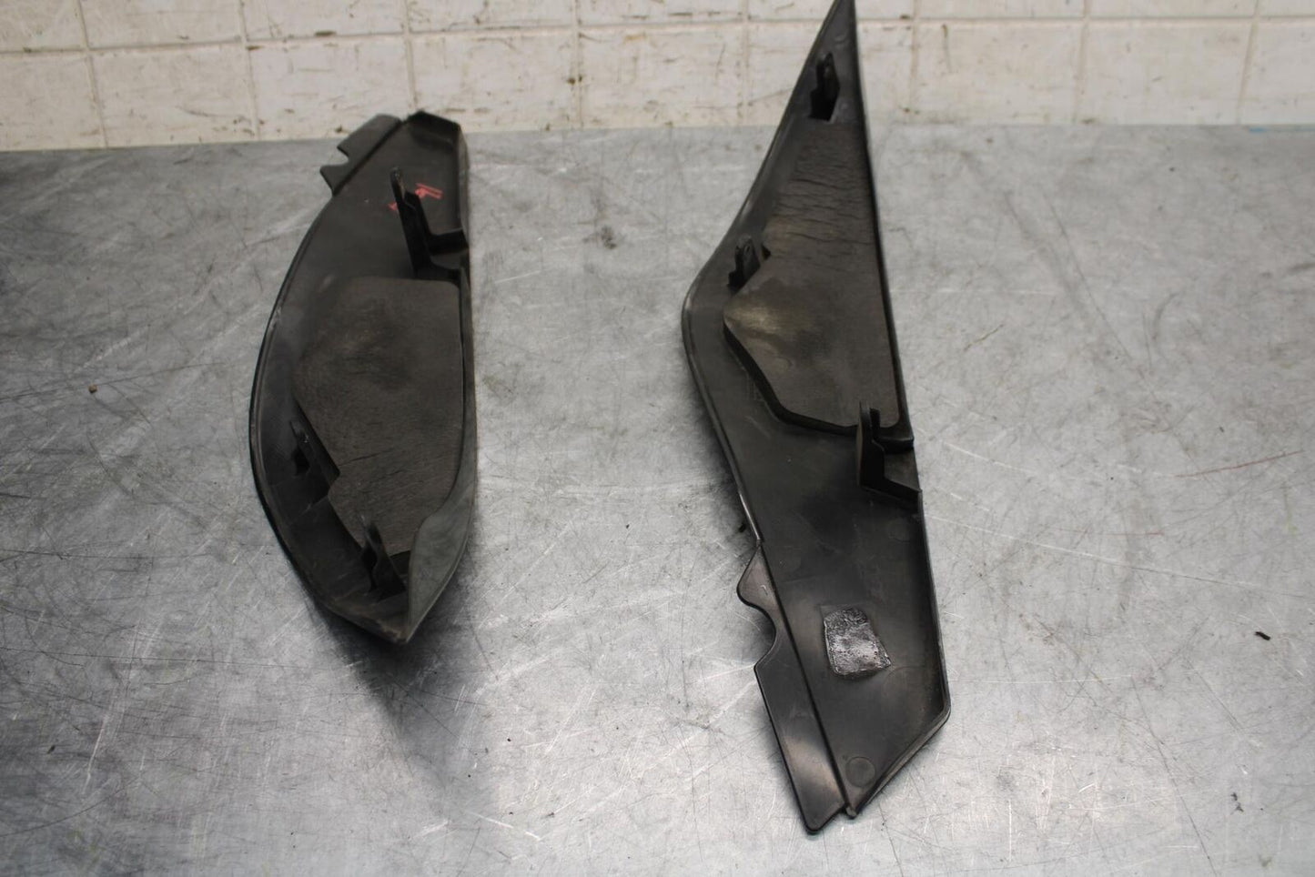 2007 Kawasaki Ninja ZX6R ZX600P RIGHT LEFT GAS FUEL TANK PANELS COVERS  BB47