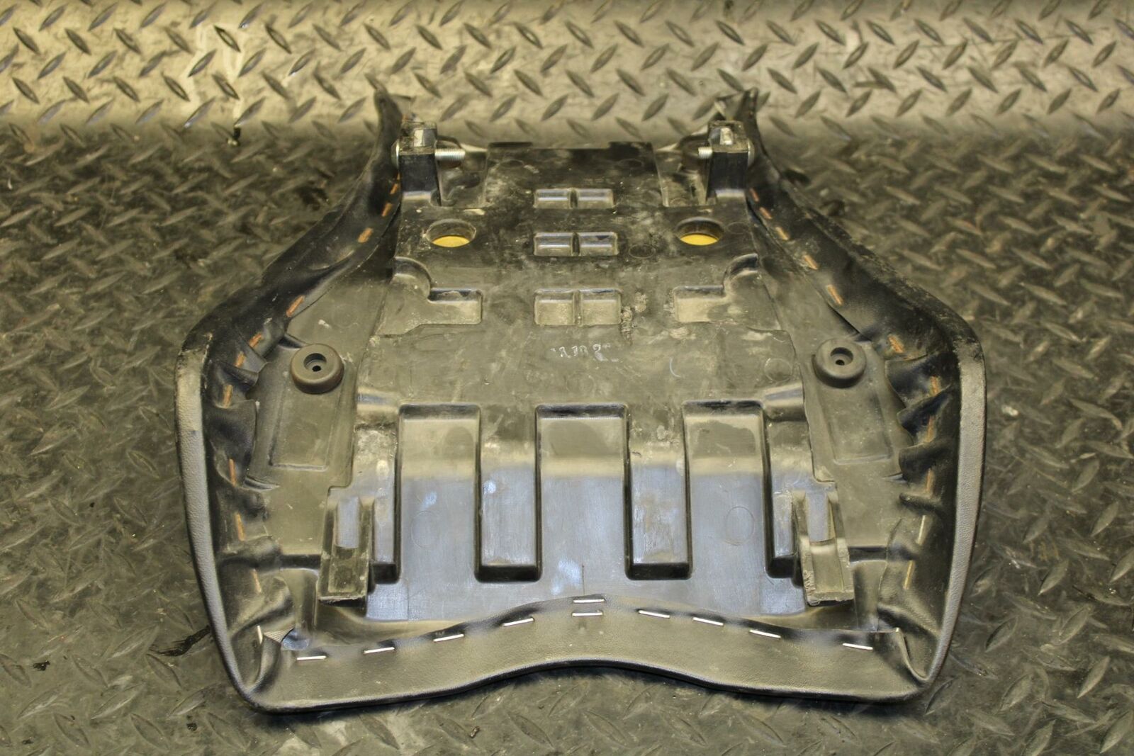 12-16 HONDA CBR1000RR FRONT DRIVERS SEAT PAD SADDLE PILLION BB176