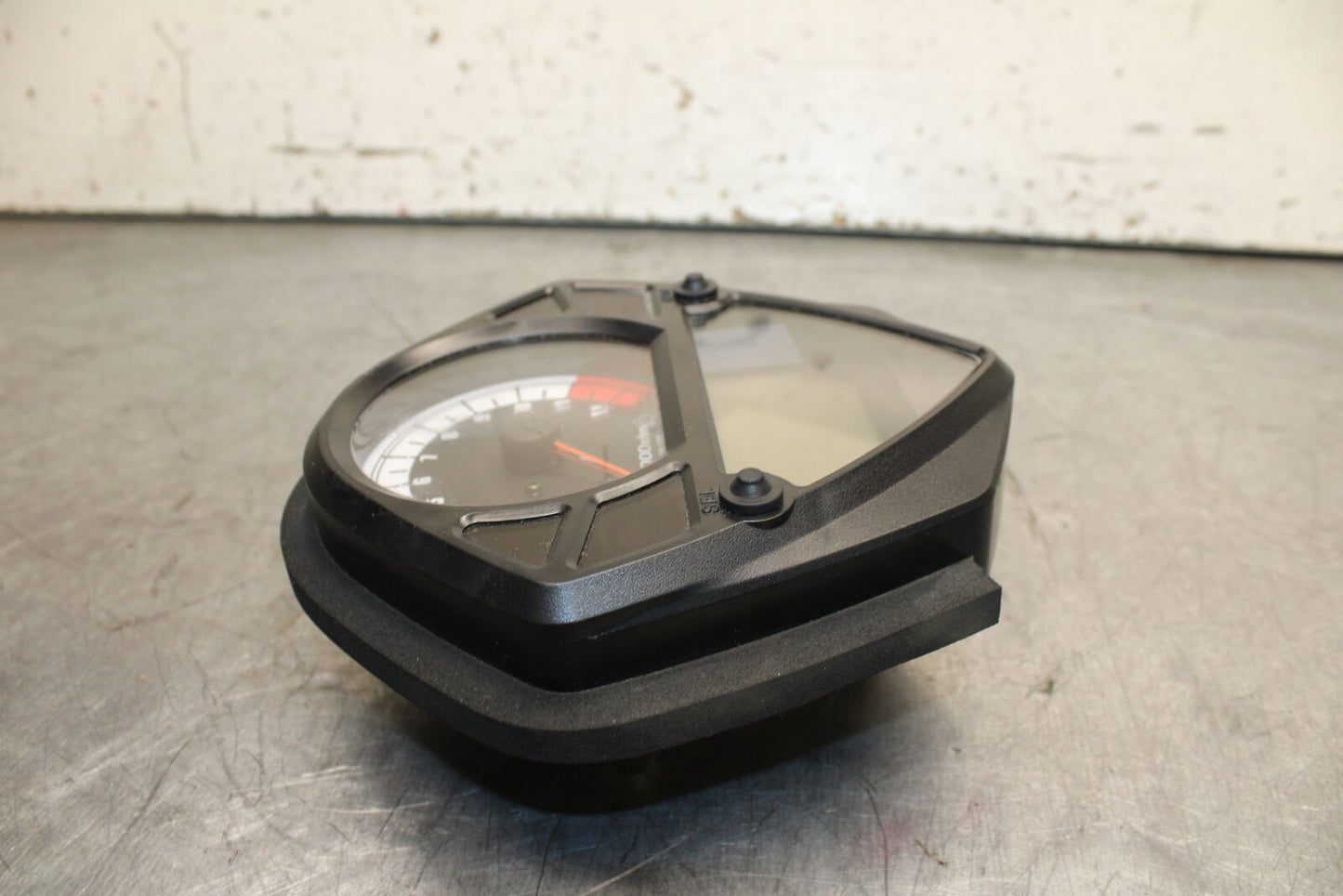 03-06 SUZUKI SV650 SPEEDO TACH GAUGES CLUSTER SPEEDOMETER TACHOMETER BB392
