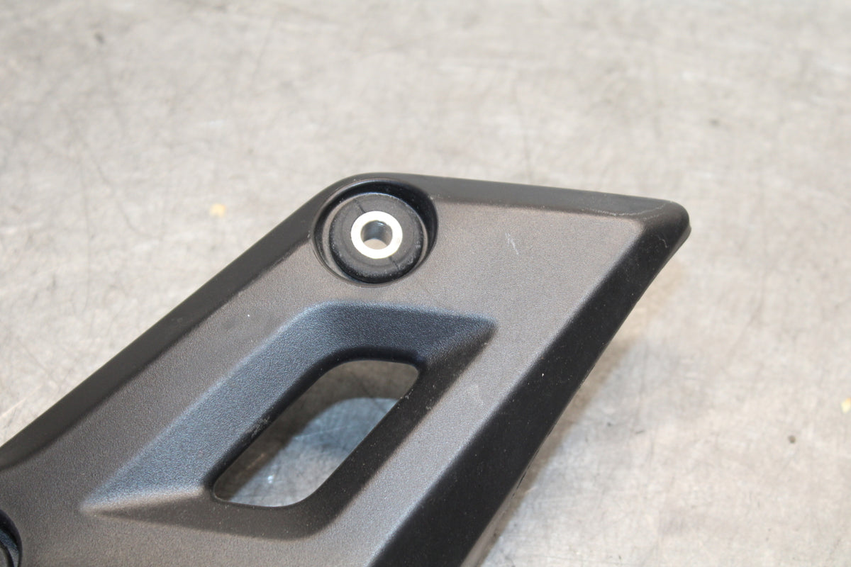 18-24 YAMAHA MT-07 RIGHT FRAME SIDE COVER COWL PANEL TRIM BB662