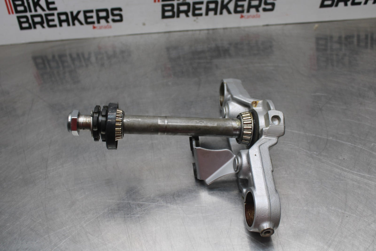 06 KAWASAKI VULCAN 900 FRONT FORKS CLAMP LOWER TRIPLE TREE STEM BB799