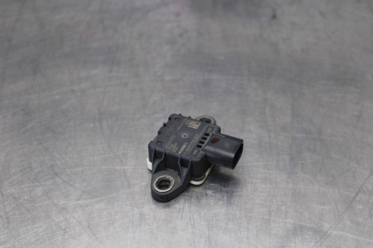 20-23 BMW F900R TIP OVER BANK ANGLE CRASH SENSOR SWITCH  BB923