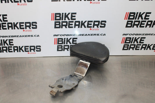 05-06 VICTORY KINGPIN DELUXE FRONT DRIVERS SEAT BACK REST BB195