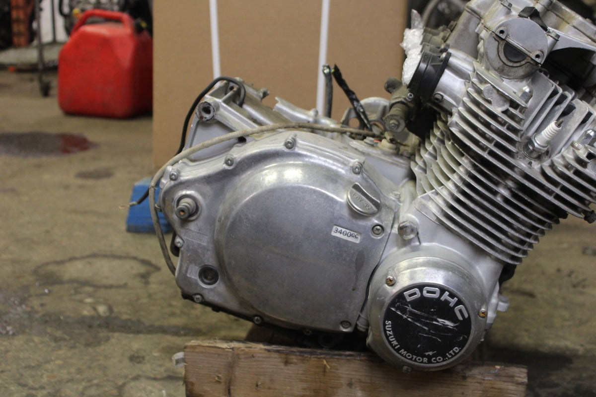 77 SUZUKI GS750 ENGINE MOTOR BB779