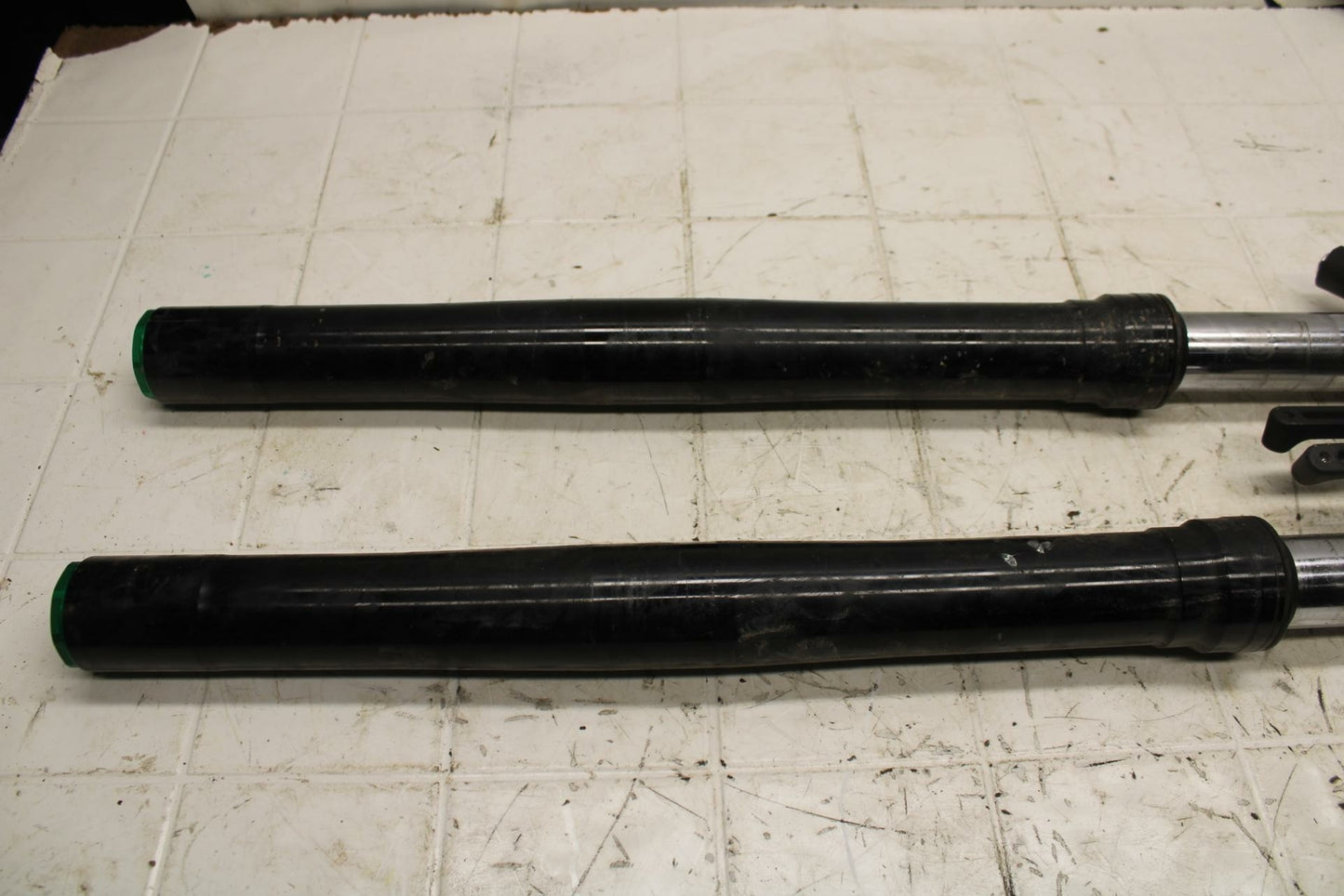 13-18 KAWASAKI NINJA ZX6R FRONT FORKS SHOCK SUSPENSION SET PAIR BB409