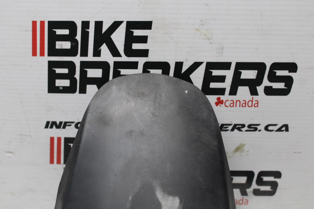 06-07 SUZUKI GSXR 600 REAR BACK WHEEL TIRE HUGGER FENDER BB845