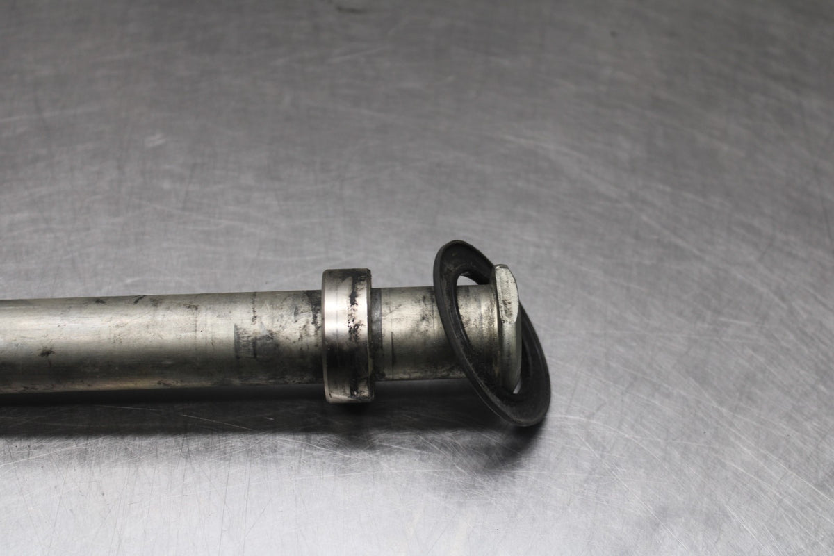 08-09 YAMAHA YZF R6S REAR AXLE BACK WHEEL RIM PIVOT BOLT AXEL BB796