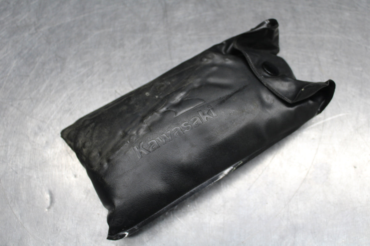 04 KAWASAKI VULCAN 1500 STOCK TOOLS OEM TOOL BAG KIT SET BB762
