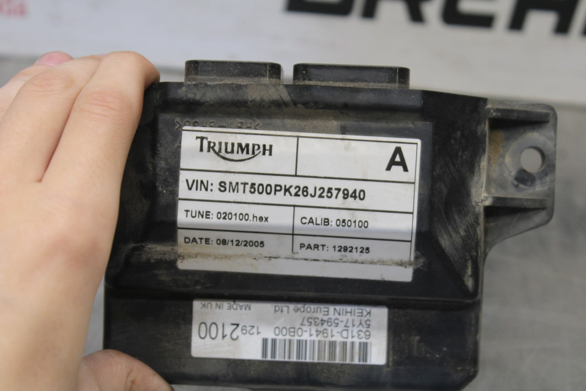 05-08 TRIUMPH SPEED TRIPLE 1050 ECU COMPUTER CONTROLLER UNIT BLACK BOX ECM BB933