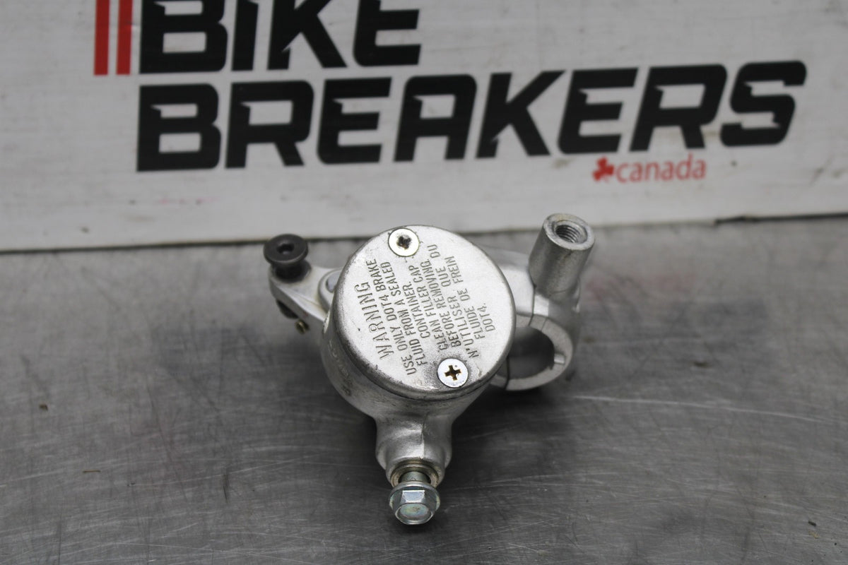 97 KAWASAKI VULCAN 1500 VN1500D CLASSIC FRONT BRAKE MASTER CYLINDER BB936