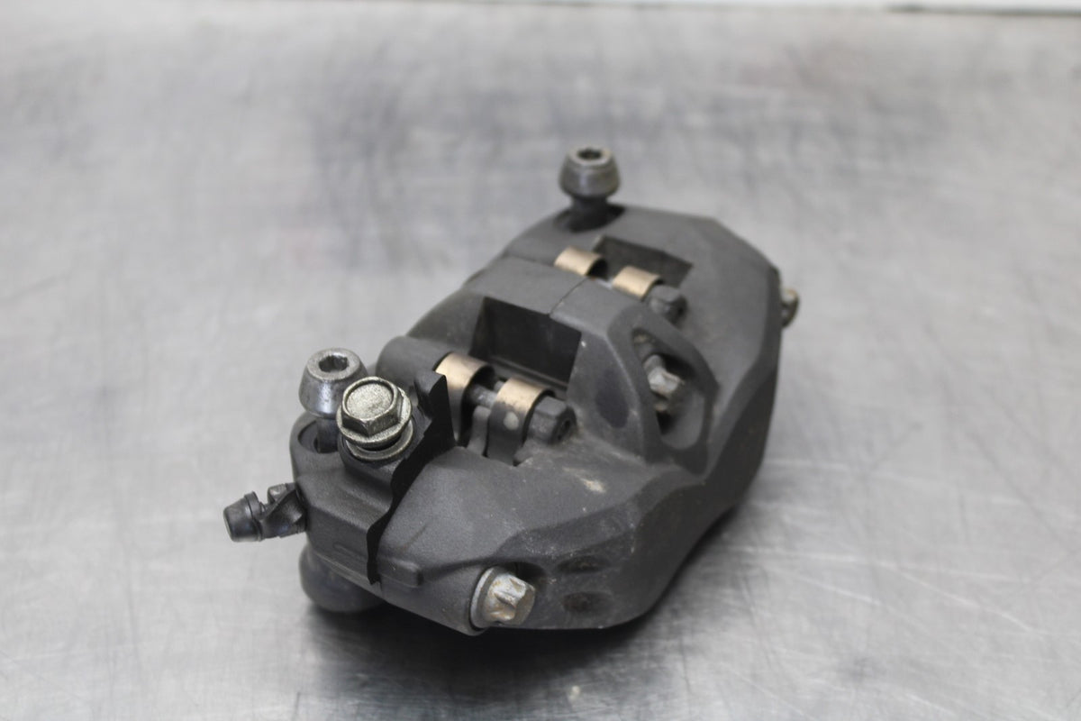 09 KAWASAKI CONCOURS 14 ZG1400B RIGHT LEFT FRONT BRAKE CALIPER SET PAIR BB875