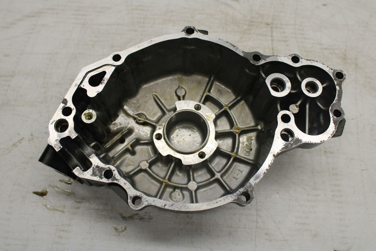 06 YAMAHA ROAD STAR XV1700PC WARRIOR STATOR MAGNETO ALTERNATOR COVER BB262