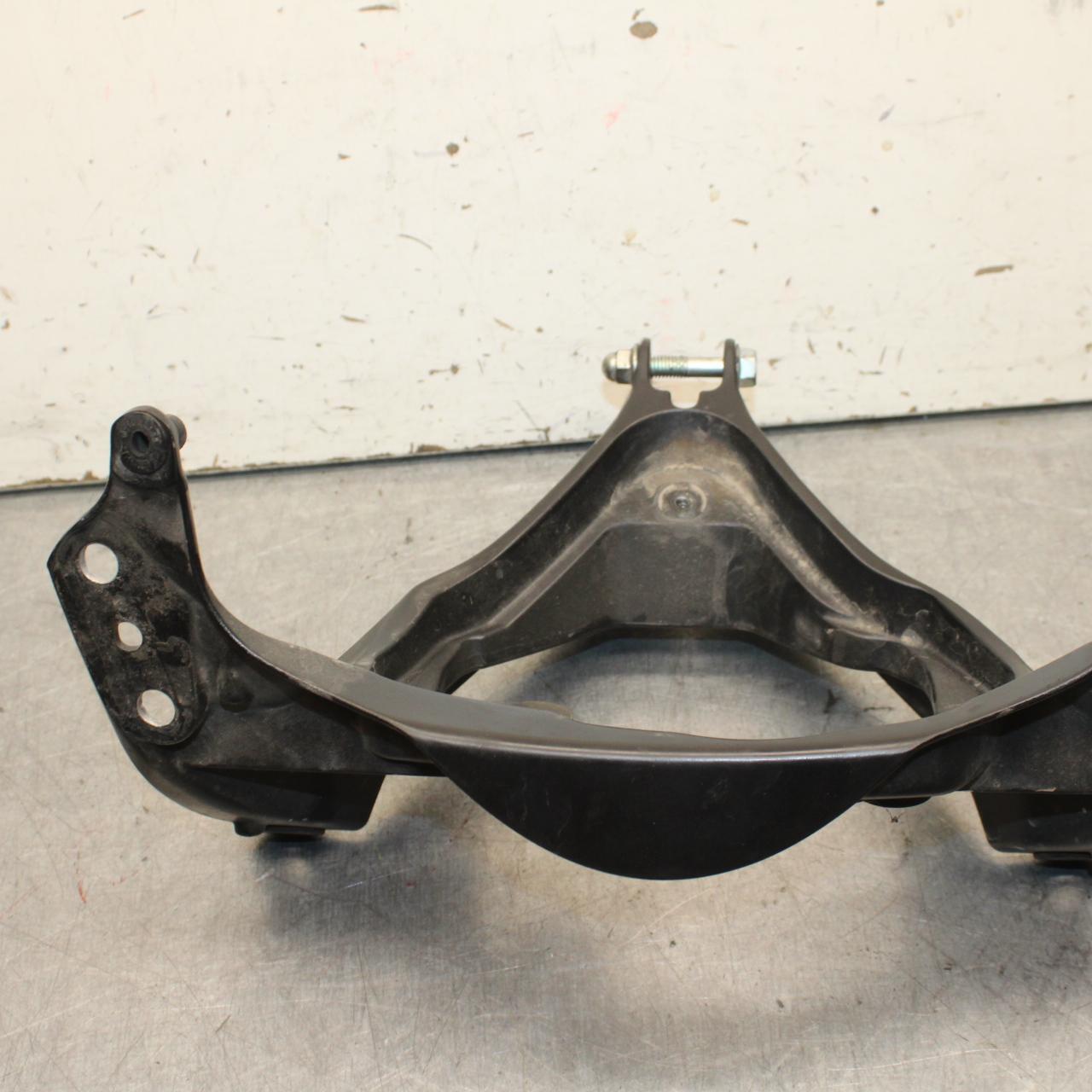 06-07 SUZUKI GSXR750 UPPER FAIRING MIRROR GAUGES STAY BRACKET 94511-01H00 BB645