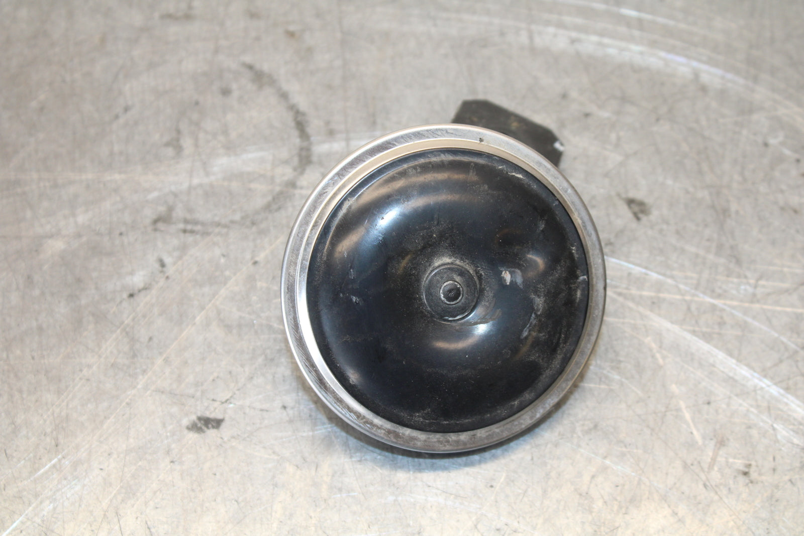 18-23 KAWASAKI NINJA 400 HORN SIGNAL  BB679