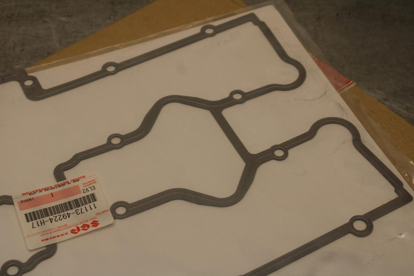 82-83 SUZUKI GS1100E ES ENGINE VALVE COVER GASKET  BB630