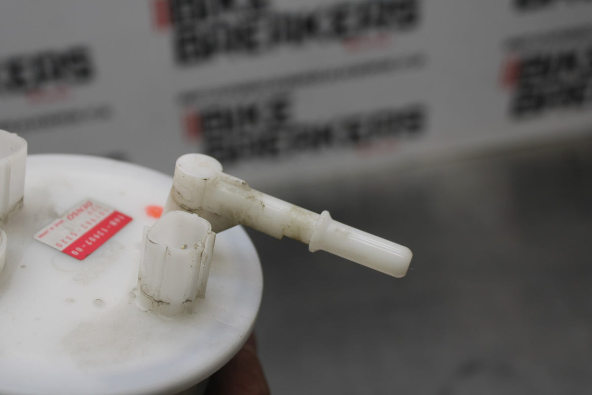 13 YAMAHA YZF R1 FUEL PUMP GAS PETROL SENDER UNIT BB781