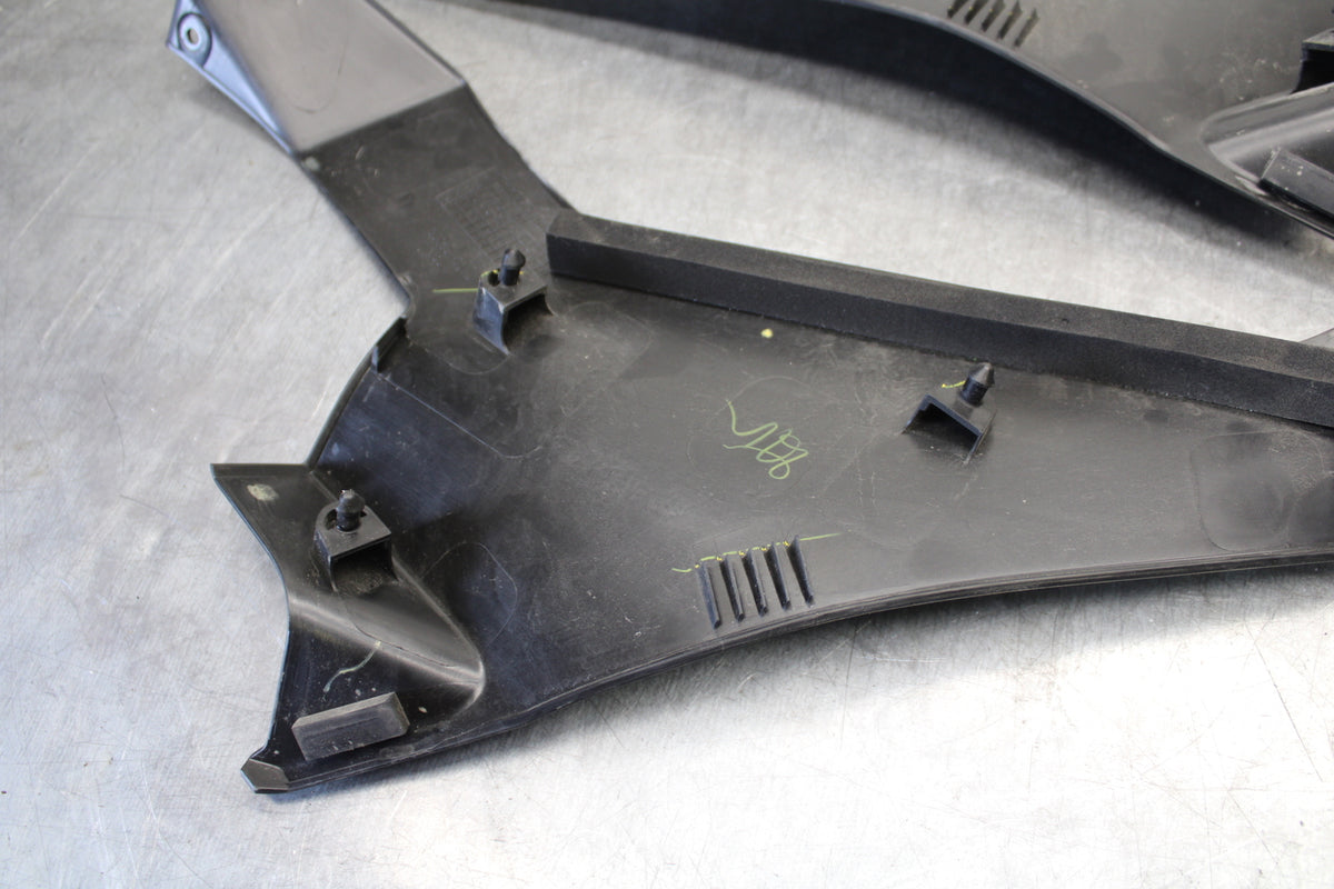 18-23 KAWASAKI NINJA 400 RIGHT LEFT FRONT SIDE SEAT PANELS TRIMS  BB679