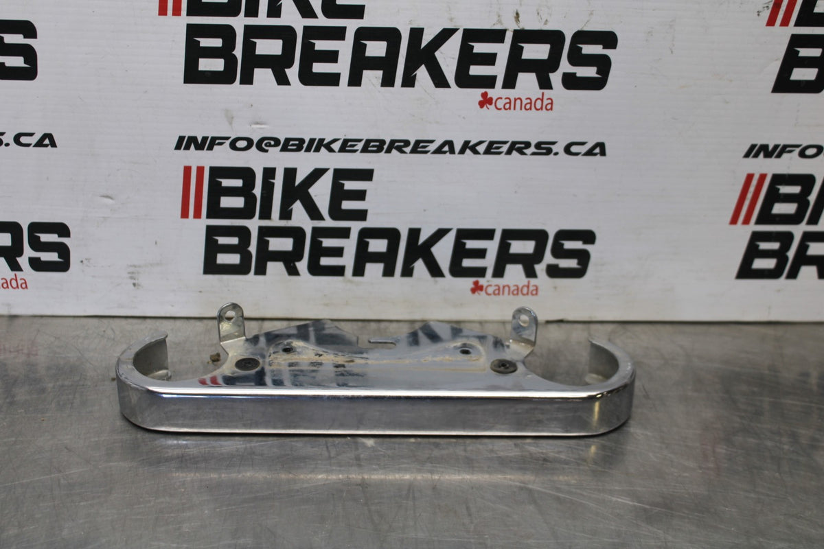 02 KAWASAKI VULCAN 800 VN800B CLASSIC FORKS LOWER TRIPLE TREE CHROME COVER BB862