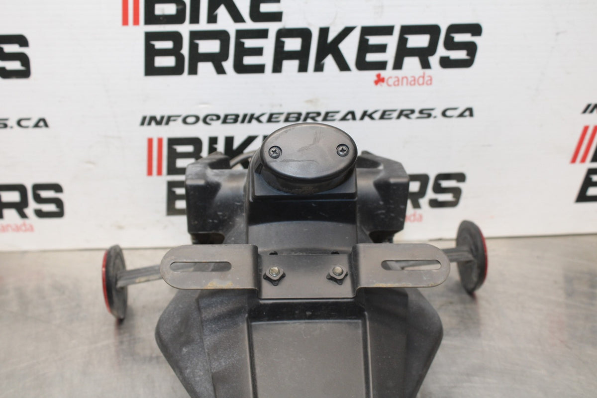 06 KAWASAKI NINJA 650 EX650 REAR BACK FENDER MUD GUARD BB823