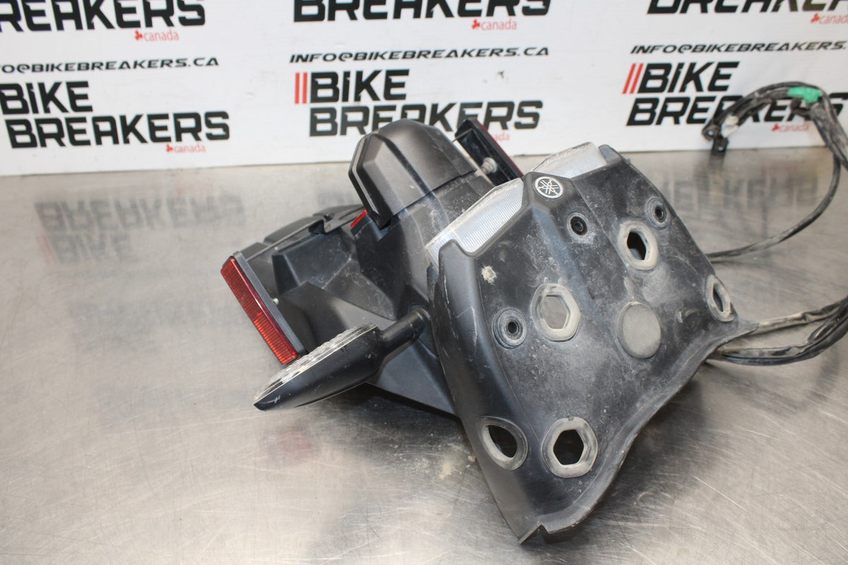 18 YAMAHA SUPER TENERE REAR BACK FENDER MUD GUARD BB832