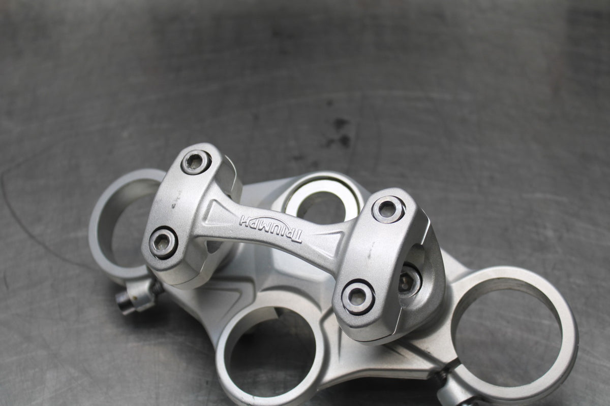 14 TRIUMPH STREET TRIPLE ABS FORKS UPPER TRIPLE TREE CLAMP BB808