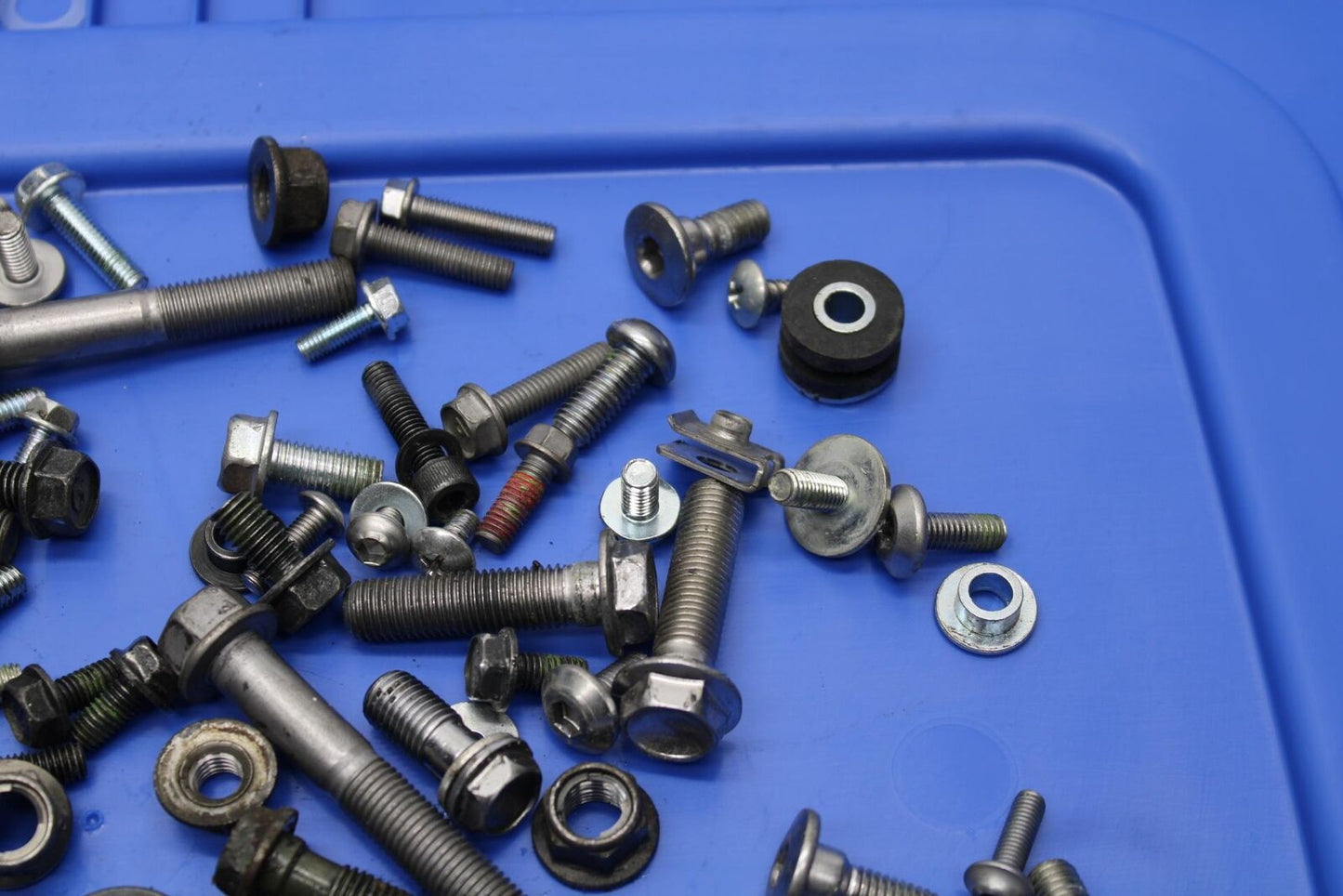 20 KAWASAKI Z400 ER400 ABS MISCELLANEOUS BOLTS, SCREWS AND HARDWARE BB586