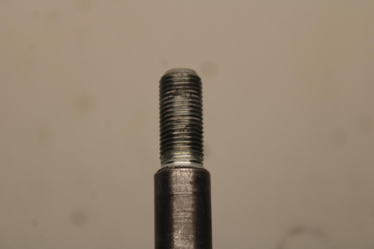 1985 Honda Shadow 500 VT500C FRONT WHEEL RIM AXLE PIVOT BOLT 44301-MF5-750 BB615