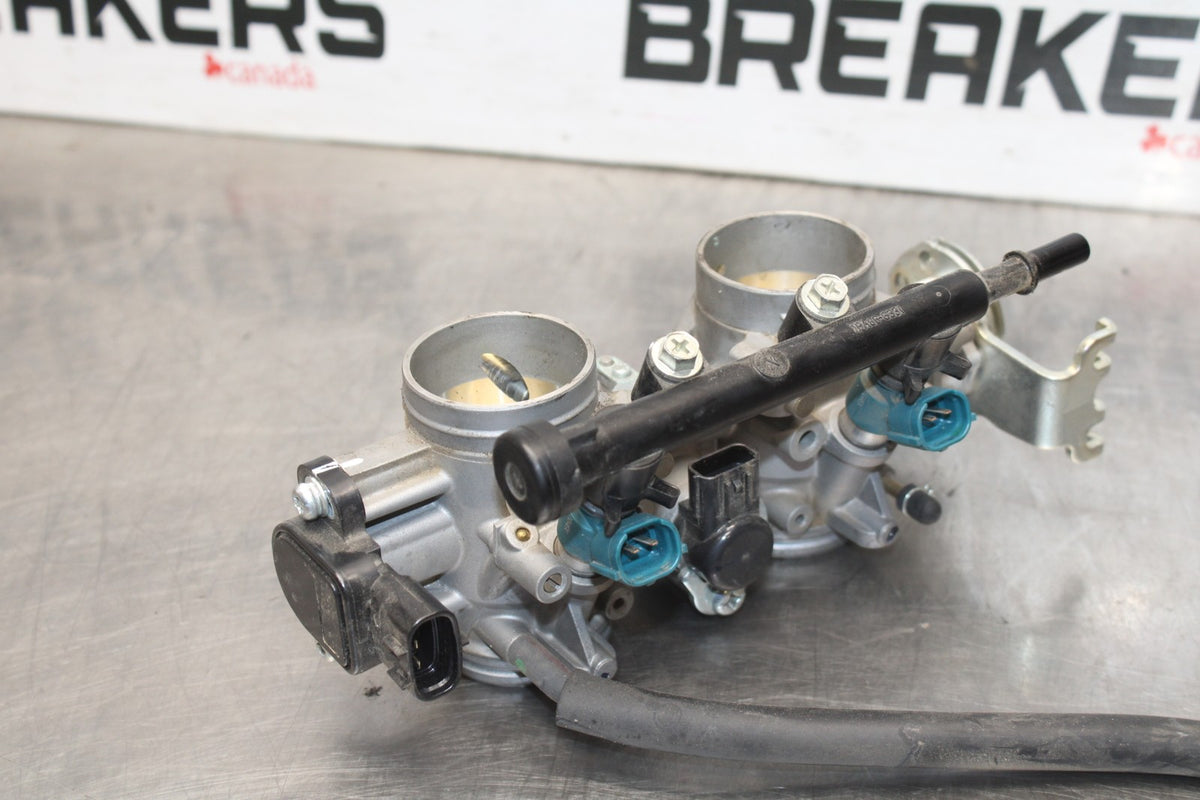 23-24 YAMAHA MT-07 MAIN FUEL INJECTORS / THROTTLE BODIES BB927