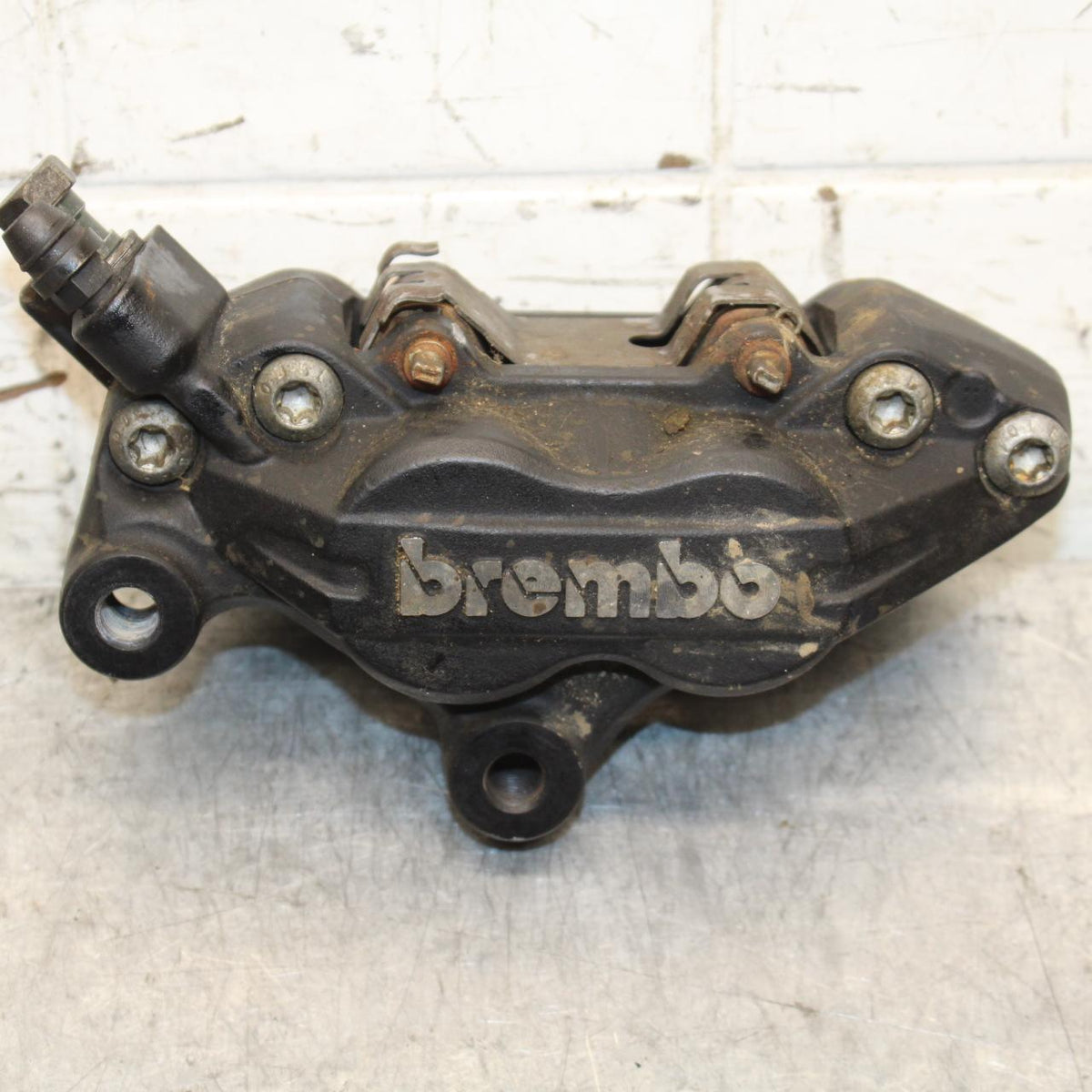16-17 MOTO GUZZI V7 II BREMBO FRONT BRAKE CALIPER  BB57 