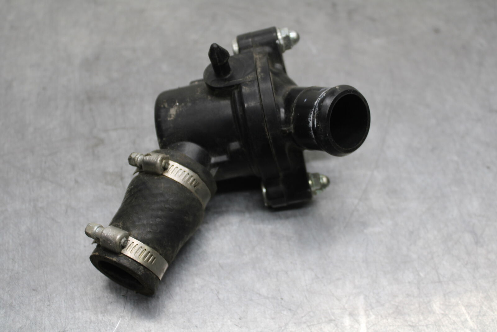 07-08 YAMAHA YZF R1 THERMOSTAT W HOUSING ASSEMBLY BB724