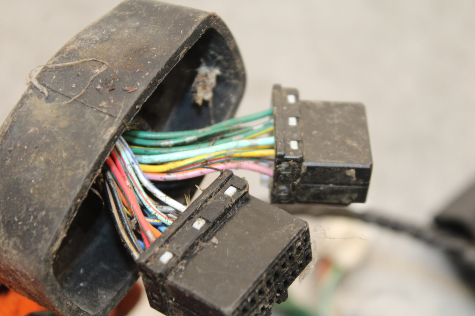 04-12 HONDA ST1300A HEADLIGHT WIRE WIRING HARNESS LOOM (ITEM A) BB669