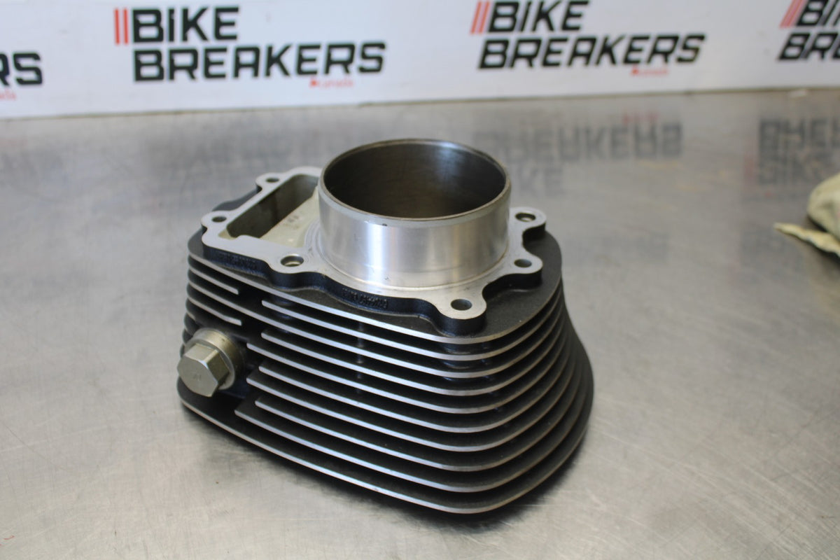 03-17 VICTORY VEGAS ENGINE TOP END CYLINDER SET BB874