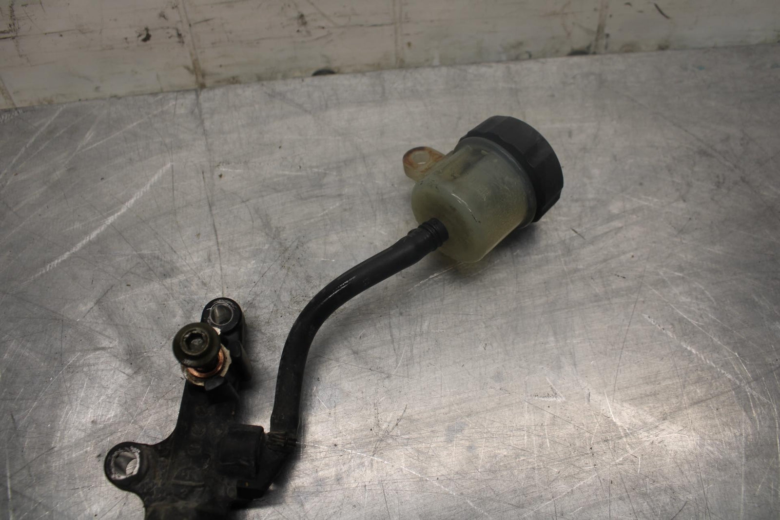 05 YAMAHA YZF R6S REAR BREMBO  BRAKE MASTER CYLINDER W RESERVOIR BB462