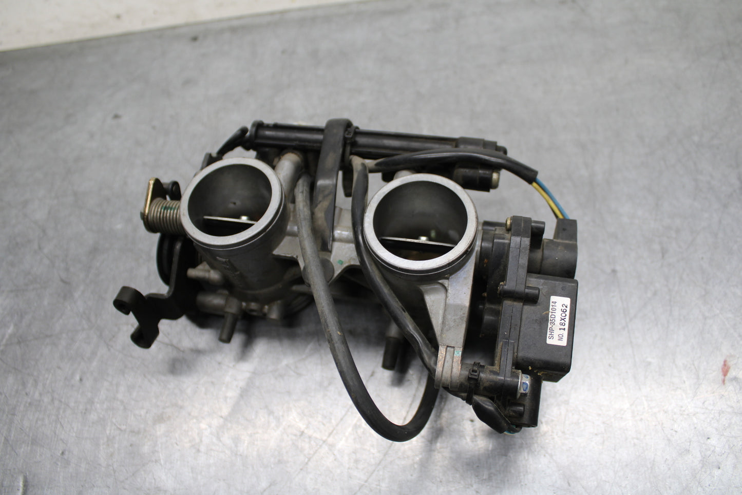 07-09 KAWASAKI VERSYS 650 MAIN FUEL INJECTORS / THROTTLE BODIES BB125