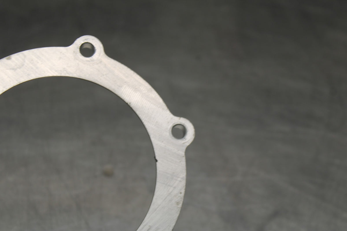05 YAMAHA YZF R6 FUEL PUMP GAS PETROL SENDER BRACKET MOUNT BB858