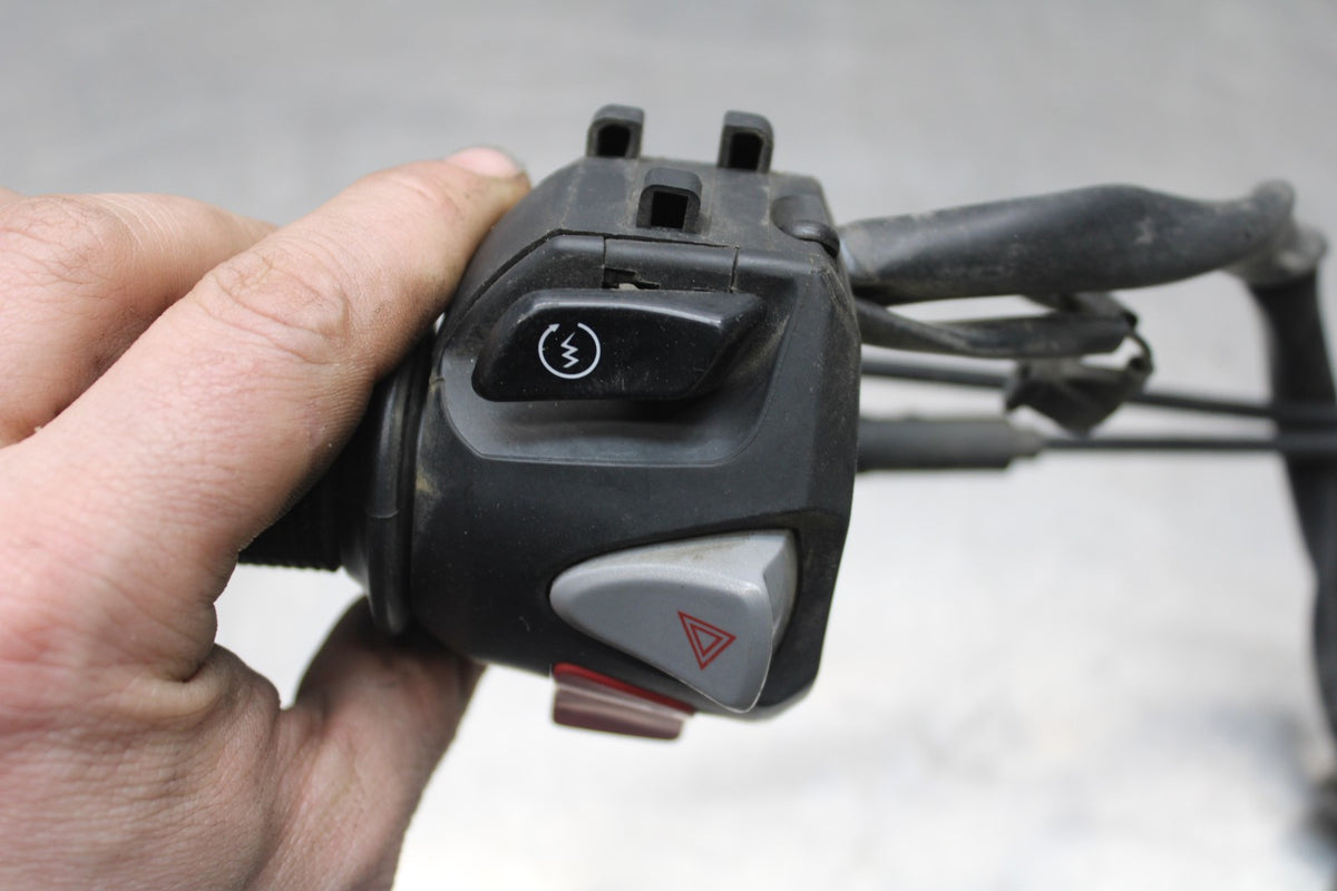 18 HONDA CB500F RIGHT CLIP ON HANDLE KILL OFF START SWITCH SWITCHES BB860