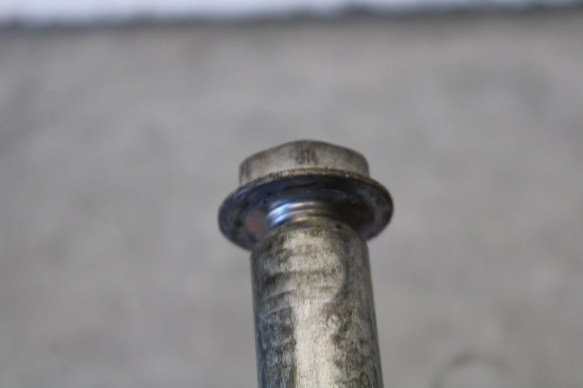 07-12 HONDA CBR600RR FRONT WHEEL RIM AXLE PIVOT BOLT BB672