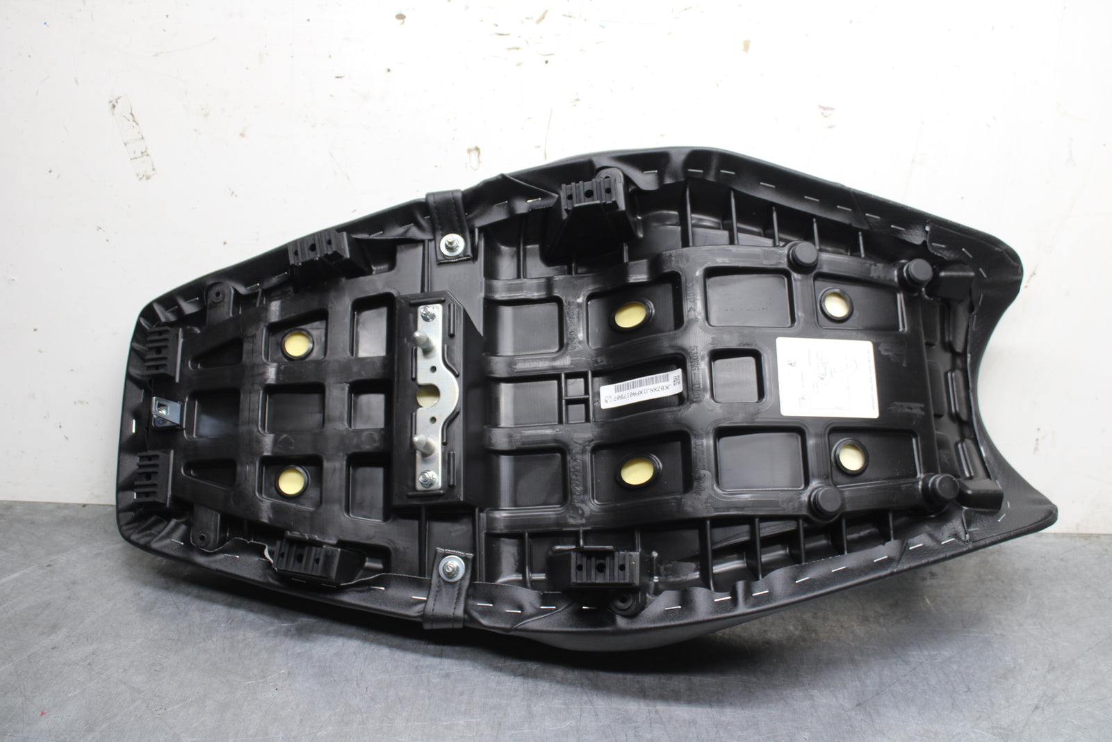 12-25 KAWASAKI NINJA ZX14R NEW!! FRONT REAR SEAT SADDLE BB757