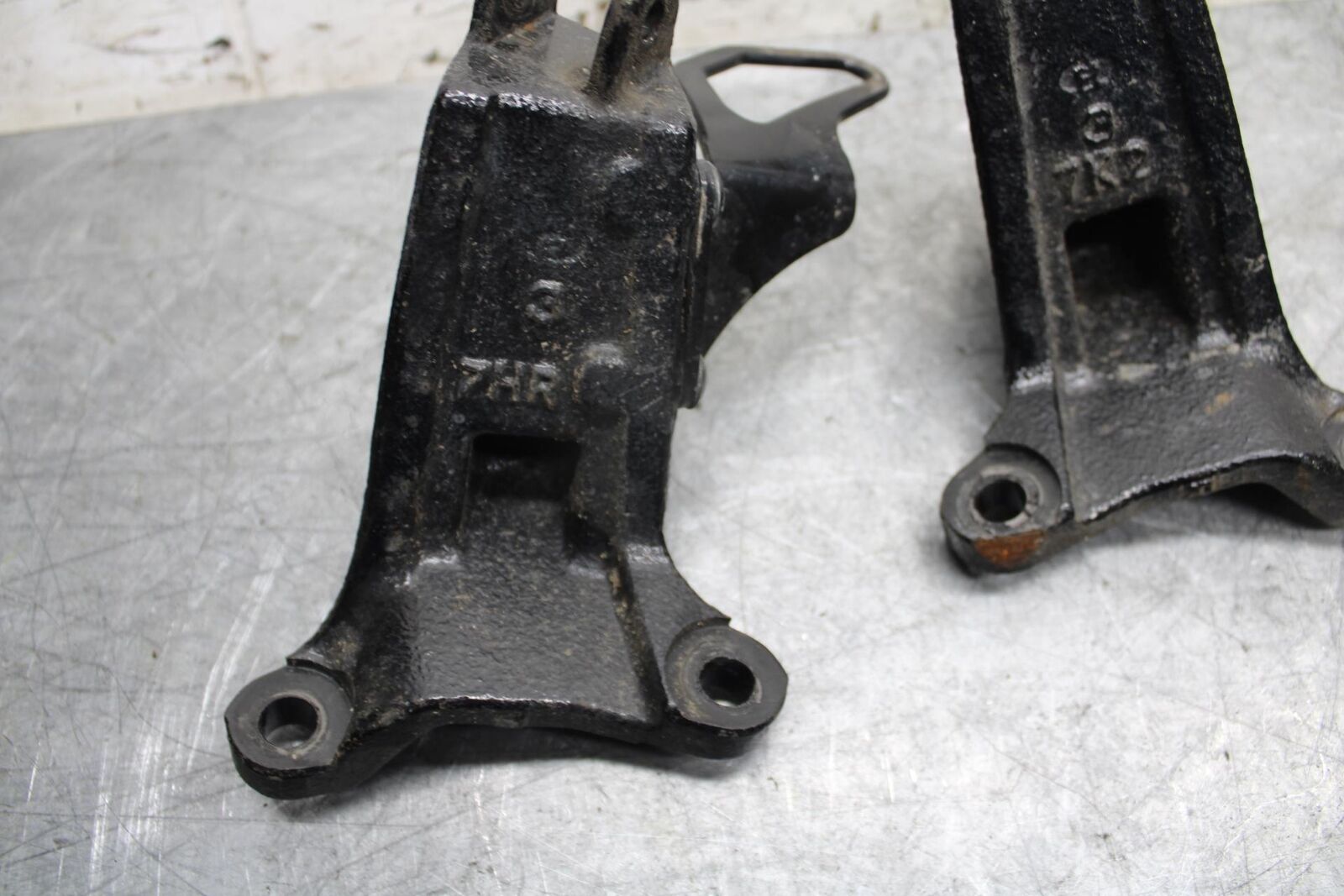2007 Suzuki Boulevard M50 REARSET BRACKET PAIR BB537