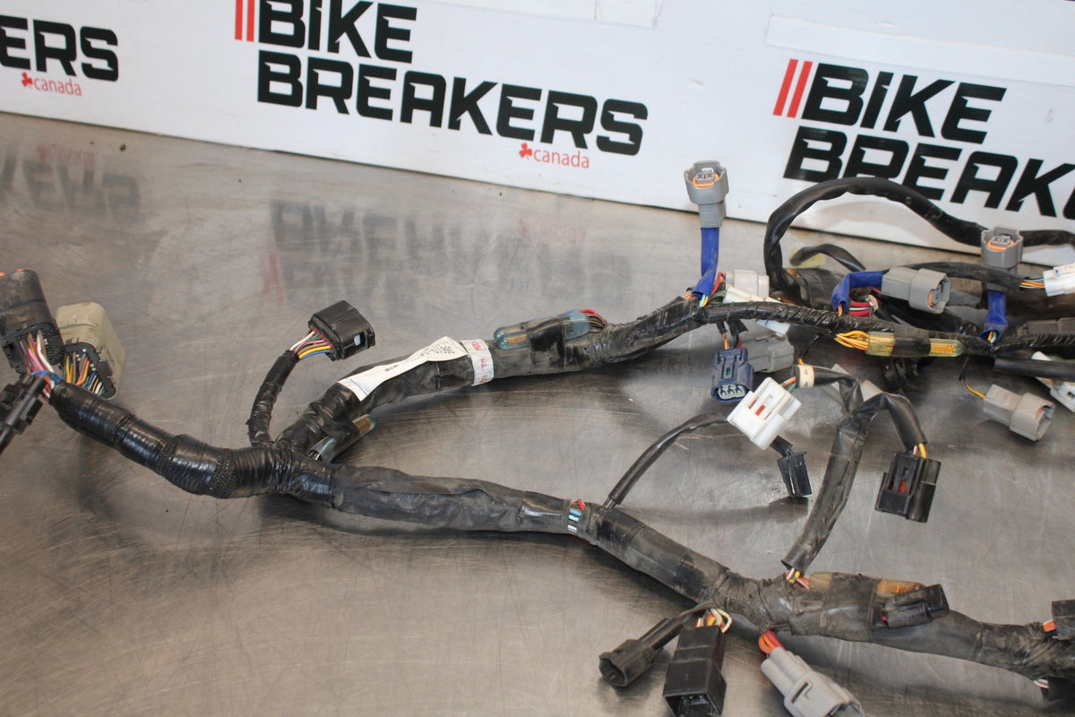 18 SUZUKI GSXR750 MAIN ENGINE WIRING HARNESS MOTOR WIRE LOOM BB891