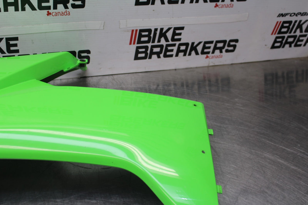 08 KAWASAKI NINJA ZX10R OEM LEFT MID UPPER SIDE FAIRING COWL PLASTIC BB902