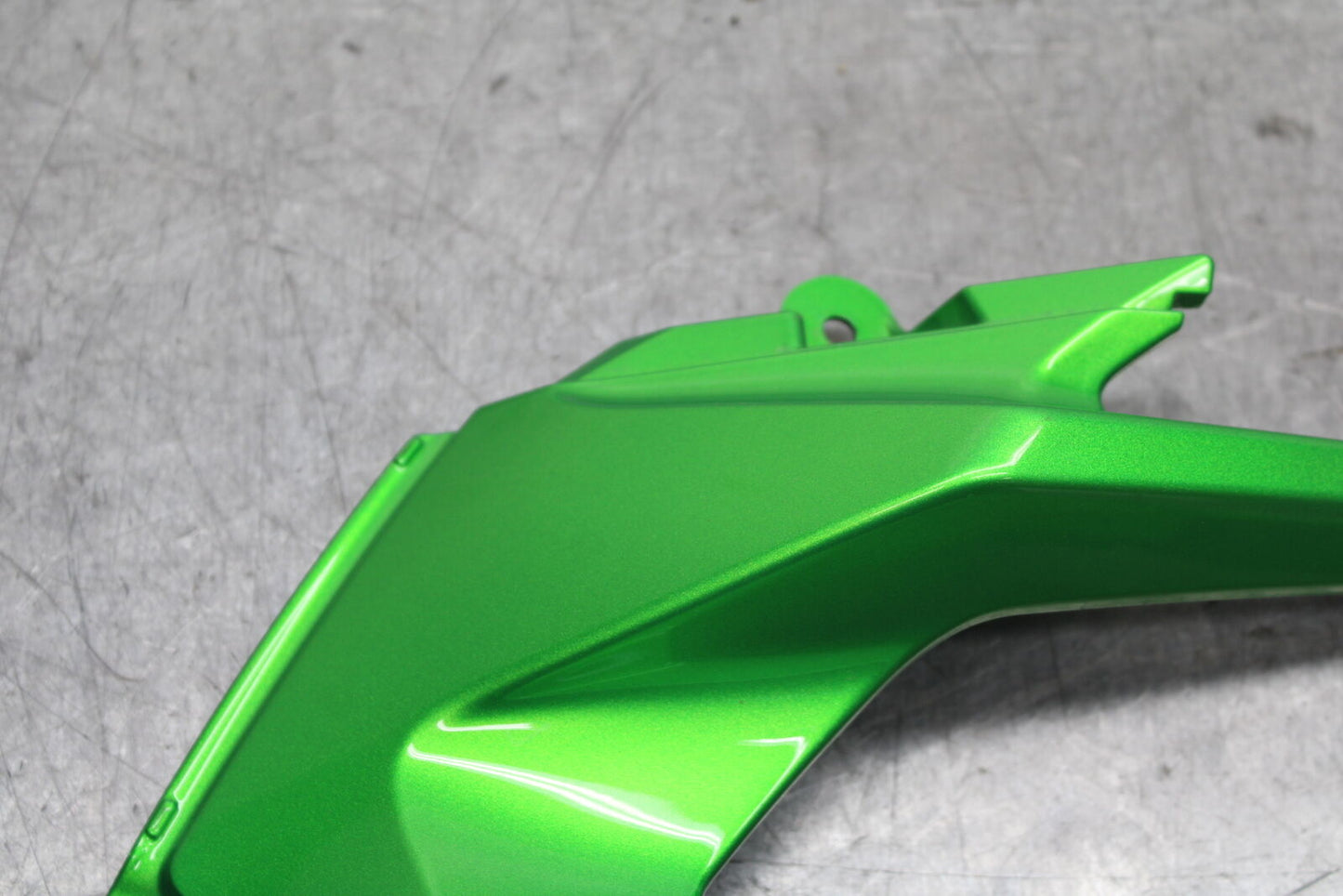 18-23 KAWASAKI NINJA 400 EX400 ABS RIGHT MID UPPER SIDE FAIRING COWL BB747