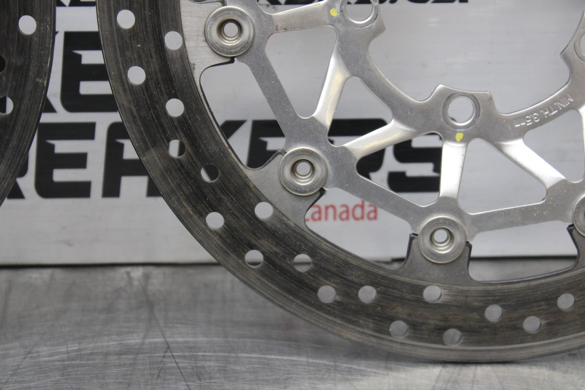 09-11 TRIUMPH DAYTONA 675 FRONT LEFT RIGHT BRAKE ROTORS DISCS BB854