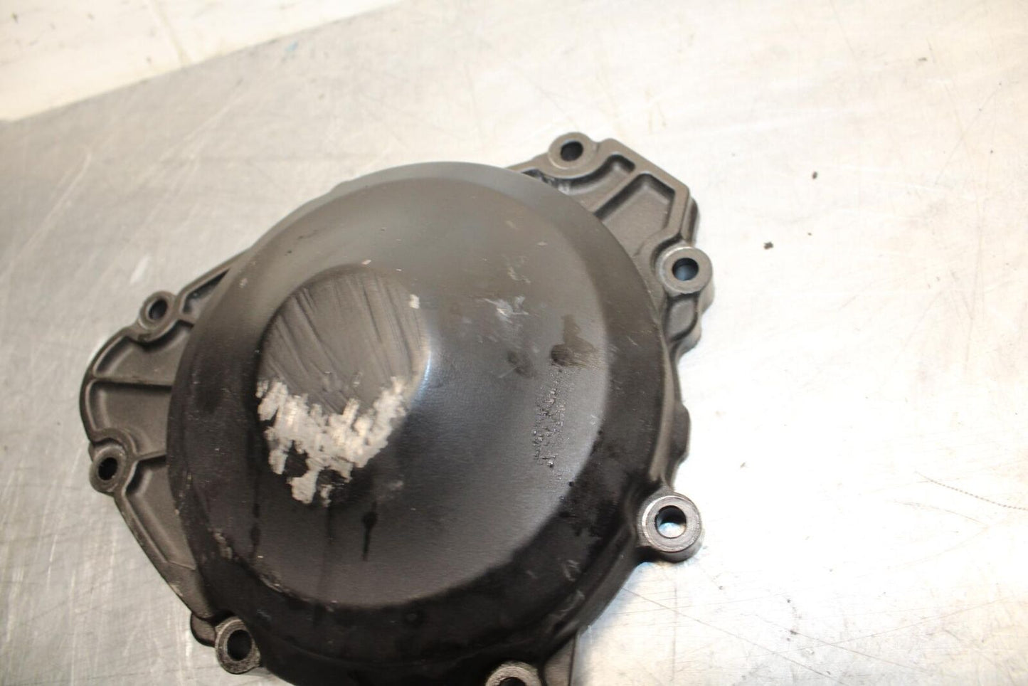 09-14 YAMAHA YZF R1 STATOR MAGNETO ALTERNATOR  COVER 14B-15411-00-00 BB471