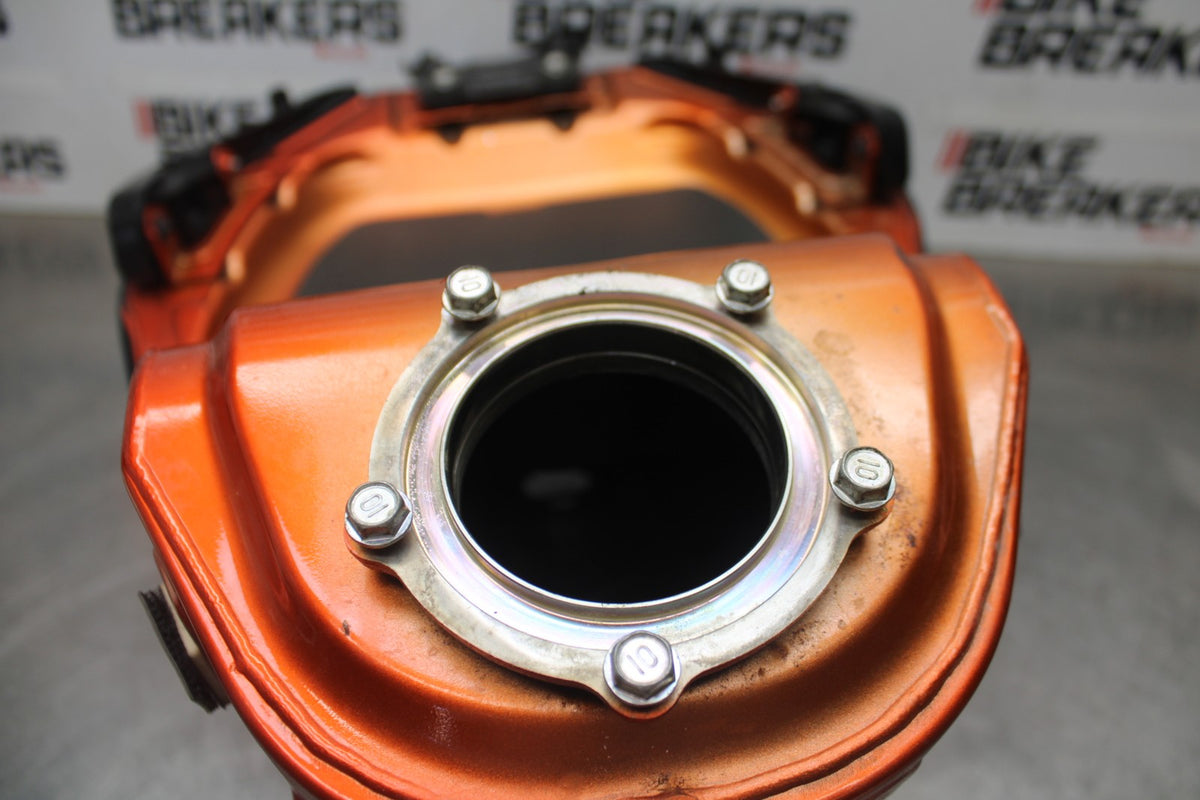 13-18 KAWASAKI NINJA ZX6R GAS TANK FUEL CELL PETROL RESERVOIR BB915