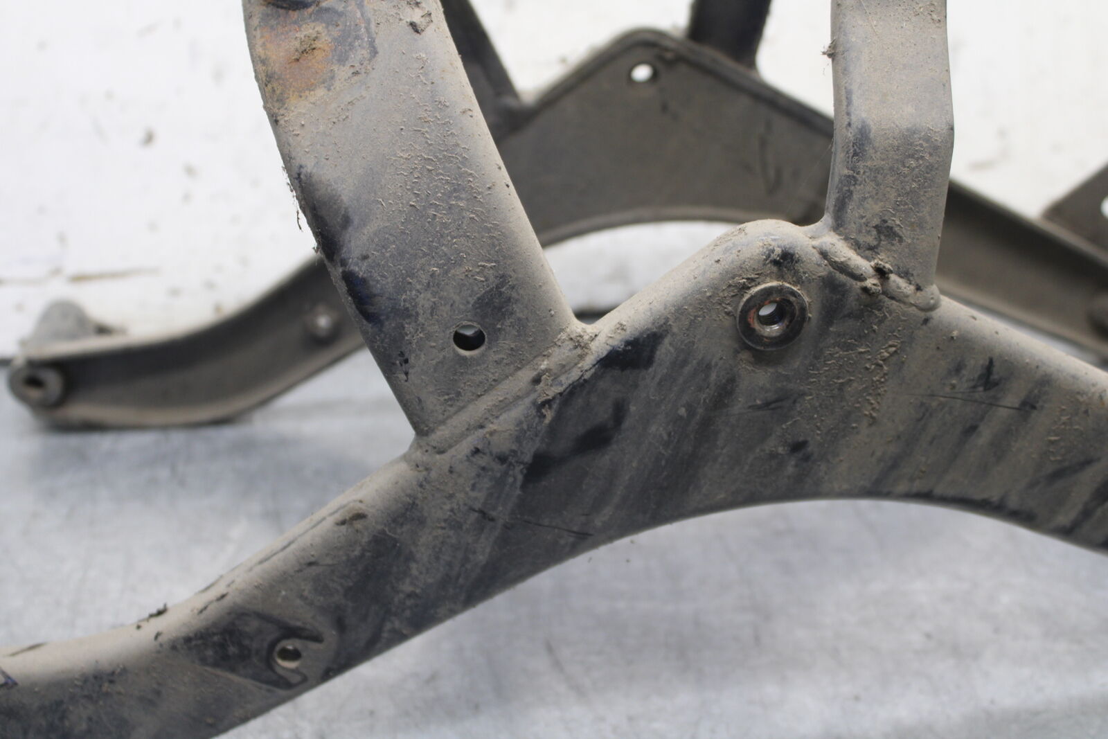 05-06 YAMAHA ROYAL STAR REAR FENDER SUPPORT FRAME SUBFRAME 4XY-21190-02-00 BB697